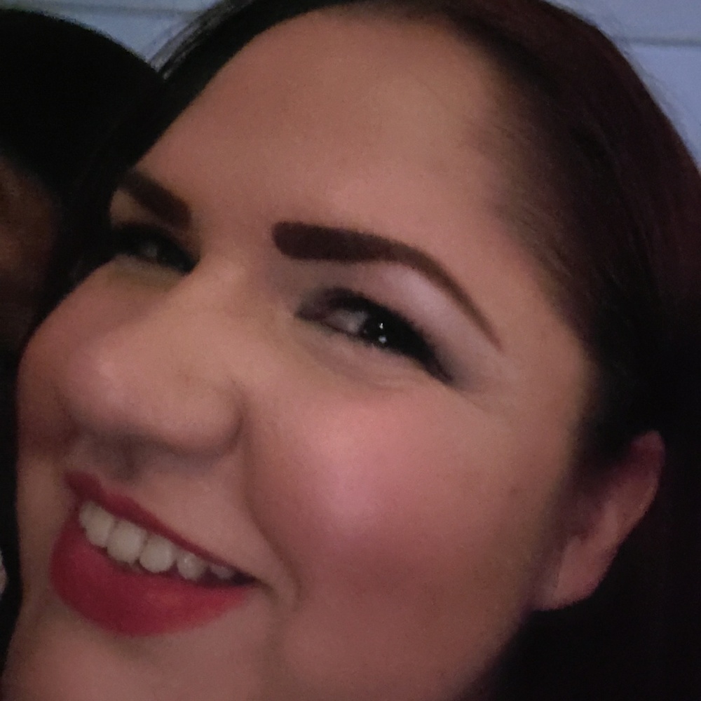 Meet your Posher, Claire